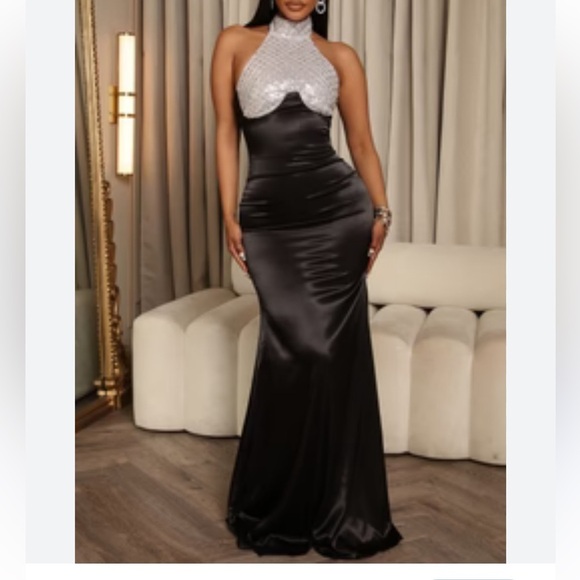 Fashion Nova Dresses & Skirts - Fashion Nova Black and White Backless Dress